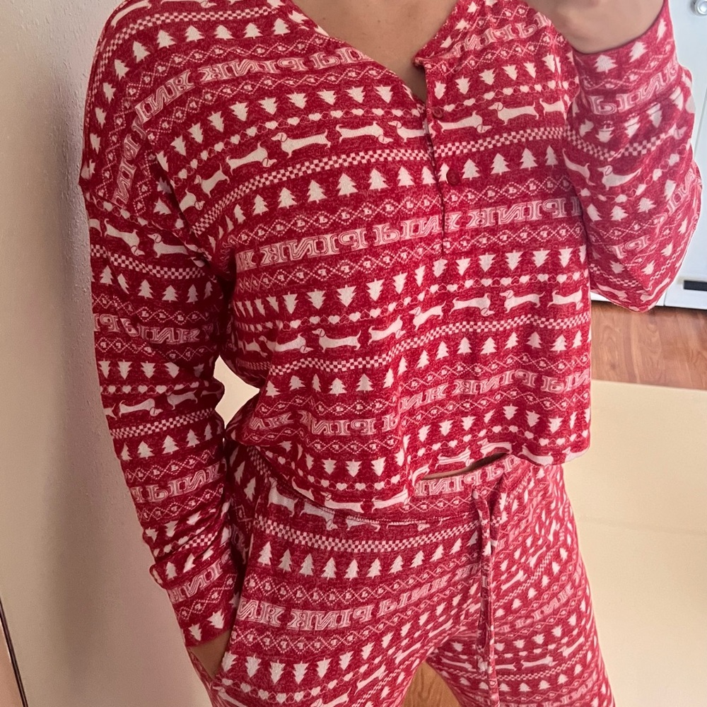 VS Xmas PJ SET - Picture 3 of 15